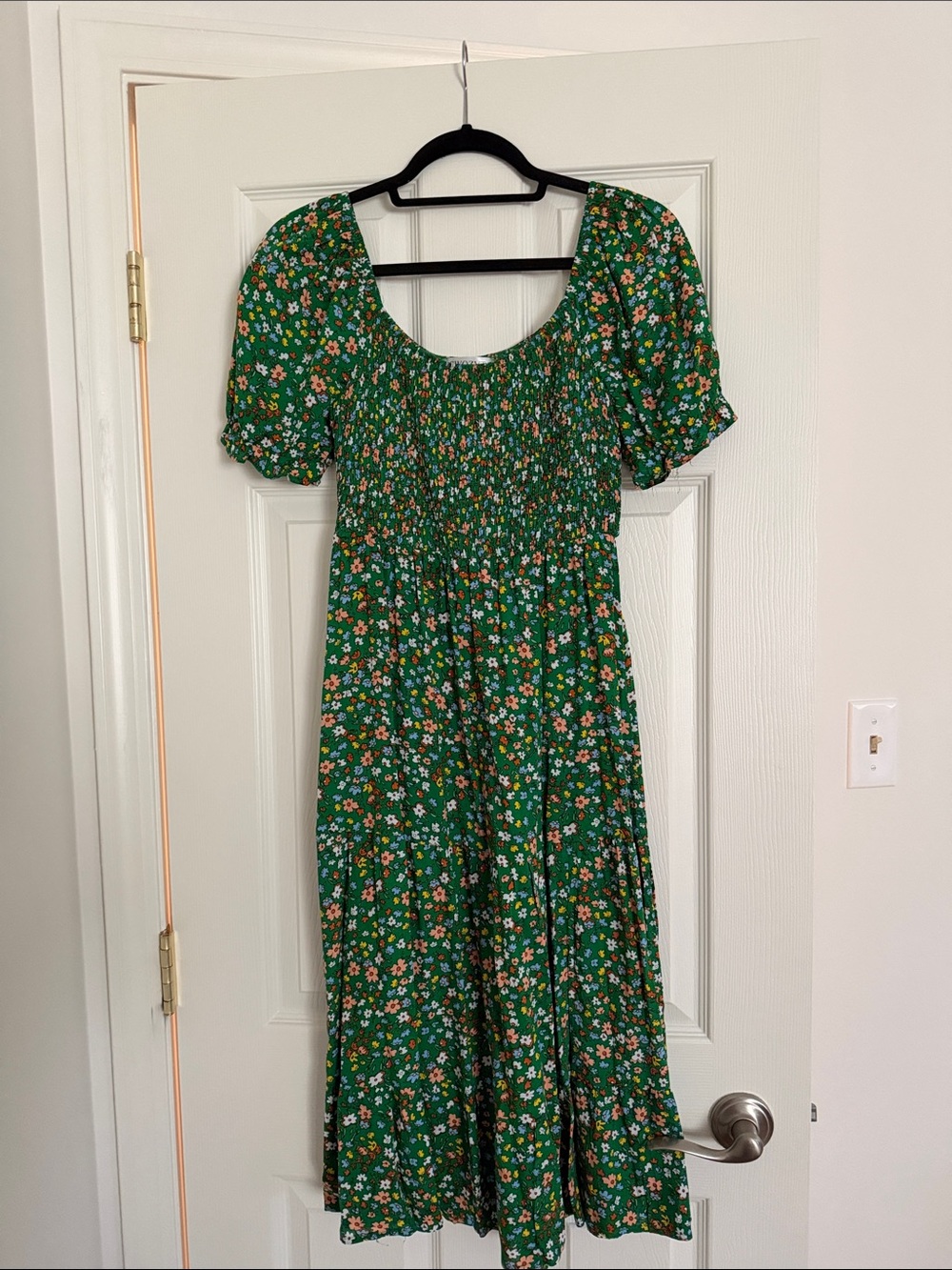 Floral Maxi Dress in Green Small Like New